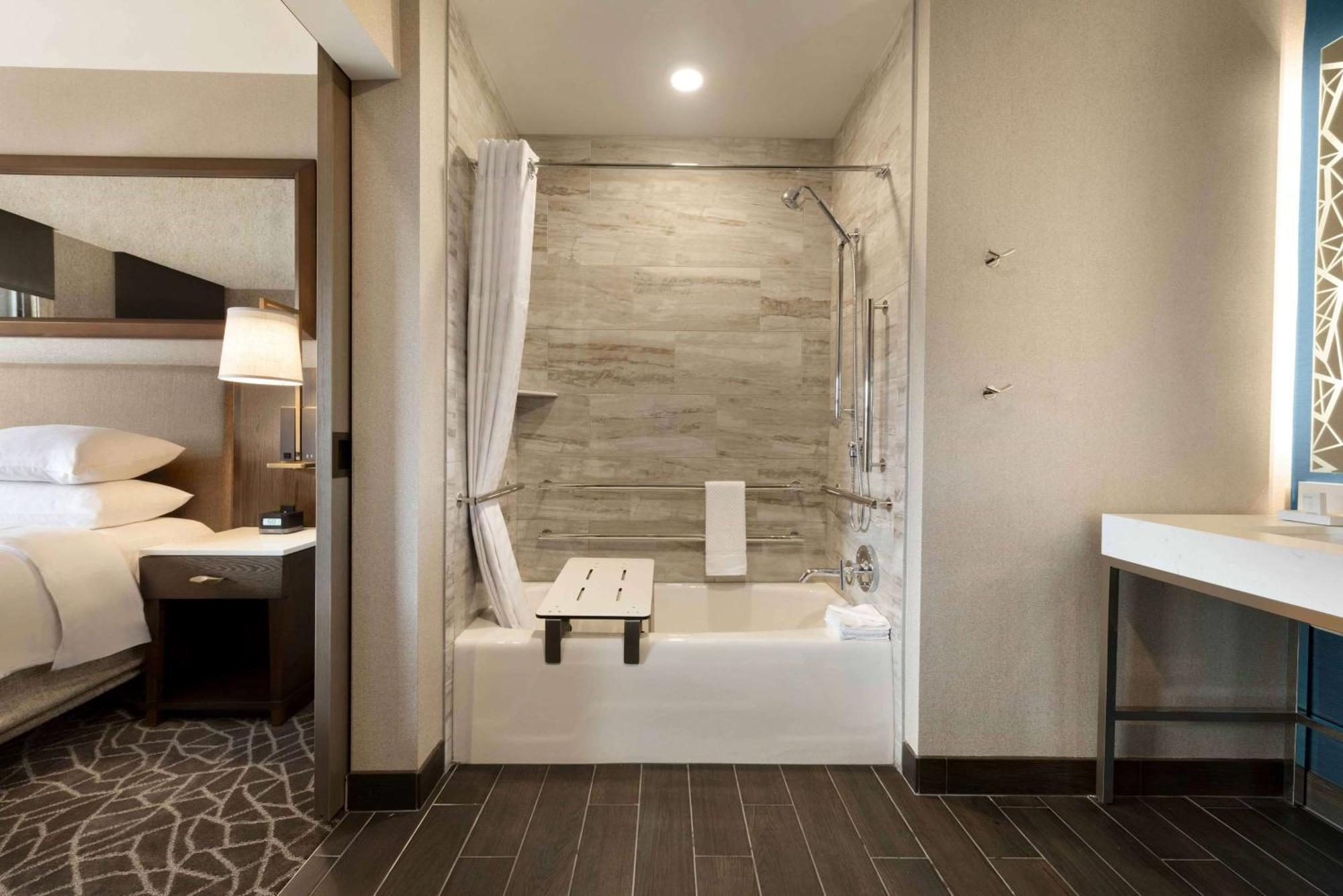 Embassy Suites By Hilton Minneapolis Downtown Hotel Zewnętrze zdjęcie