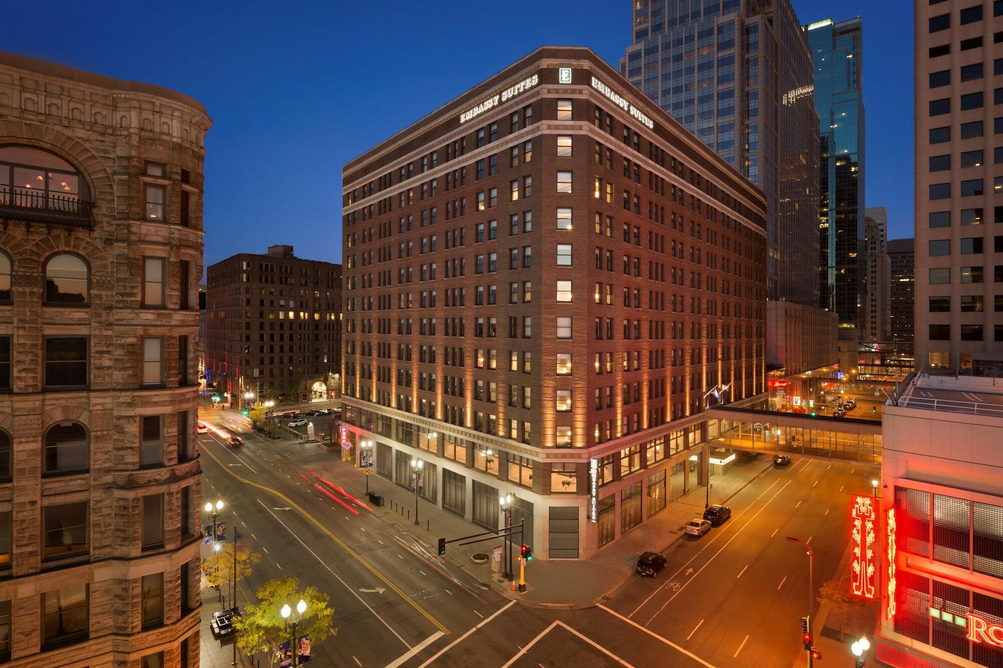 Embassy Suites By Hilton Minneapolis Downtown Hotel Zewnętrze zdjęcie